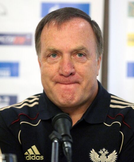 Dick Advocaat holds Russian football team's press conference