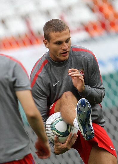 Serbian national football team holds training session