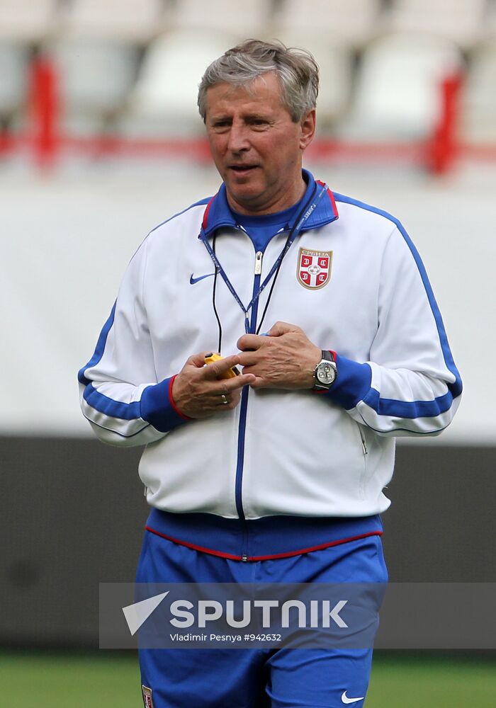 Serbian national football team holds training session