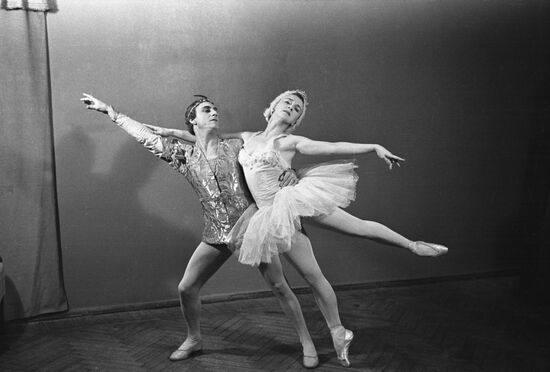 Ballet dancers Asaf Messerer and Irina Tikhomirnova