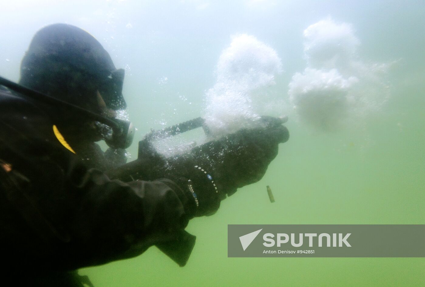 Military divers in training on Lake Baikal