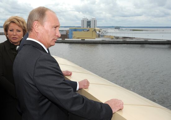 Vladimir Putin visits St.Petersburg
