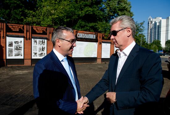 Sergei Sobyanin learns about reconstruction plan PKiO Sokolniki