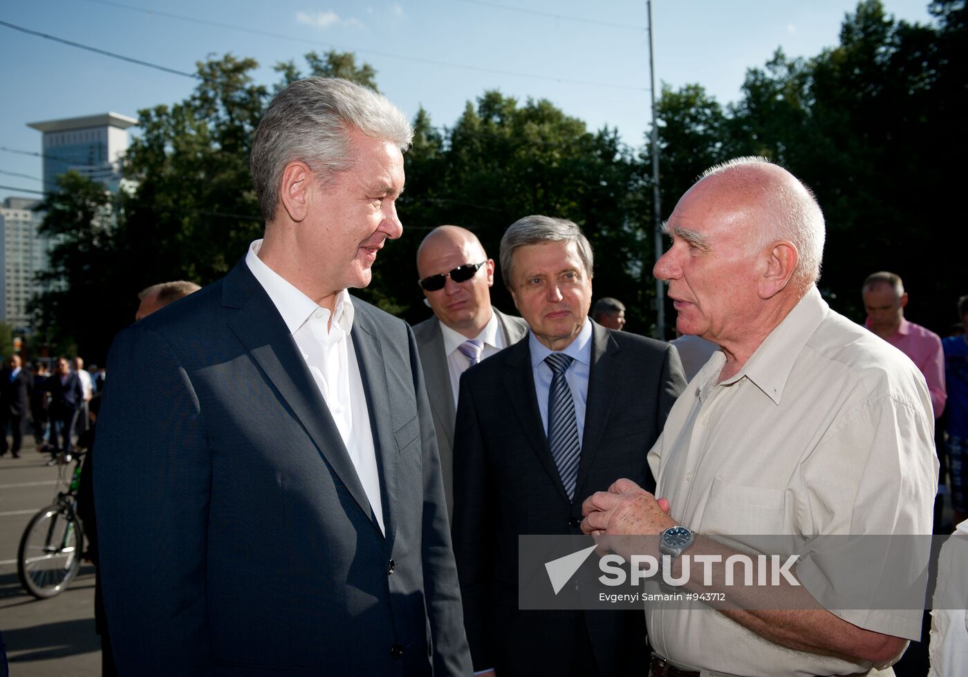 Sergei Sobyanin learns about reconstruction plan PKiO Sokolniki