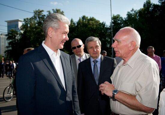 Sergei Sobyanin learns about reconstruction plan PKiO Sokolniki