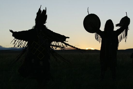 Tuva people's supreme shaman performs grand ritual