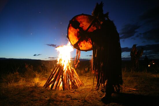 Tuva people's supreme shaman performs grand ritual