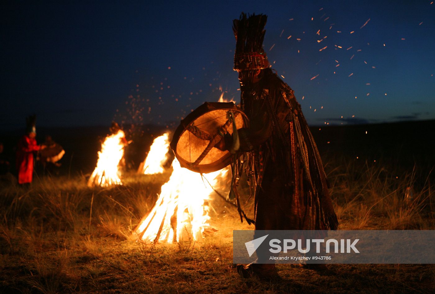 Tuva people's supreme shaman performs grand ritual