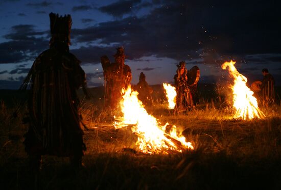 Tuva people's supreme shaman performs grand ritual