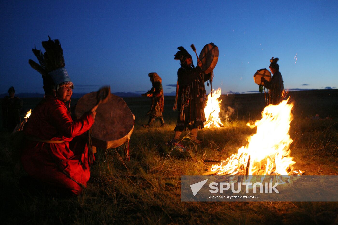 Tuva people's supreme shaman performs grand ritual