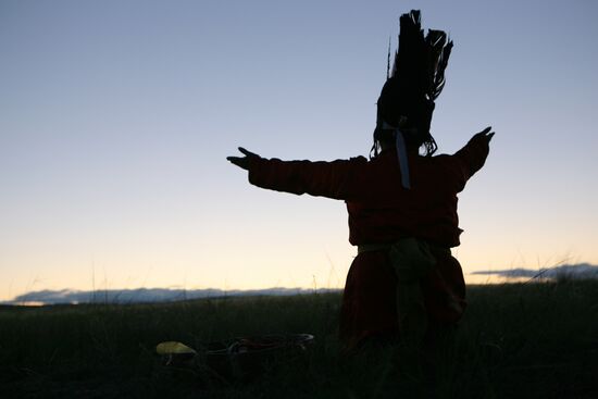 Tuva people's supreme shaman performs grand ritual