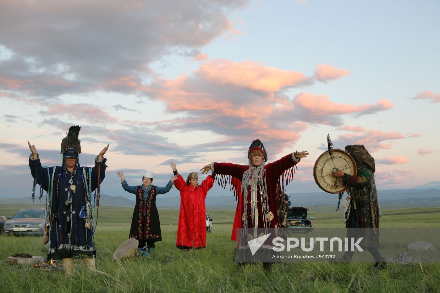 Tuva people's supreme shaman performs grand ritual