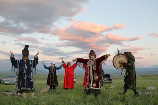 Tuva people's supreme shaman performs grand ritual