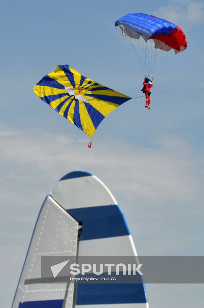 Voronezh's Baltimor airfield holds celebratory events