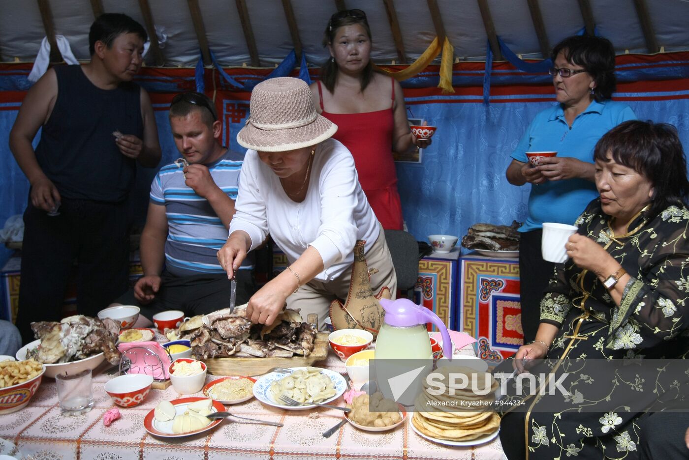 Festive events on occasion of 90th anniversary of Tuva Republic