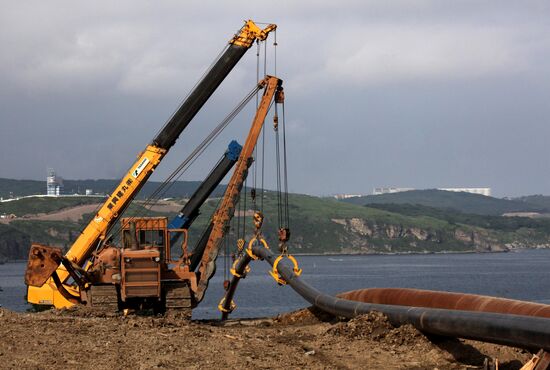 Gas pipeline from gas distribution station to Russky Island