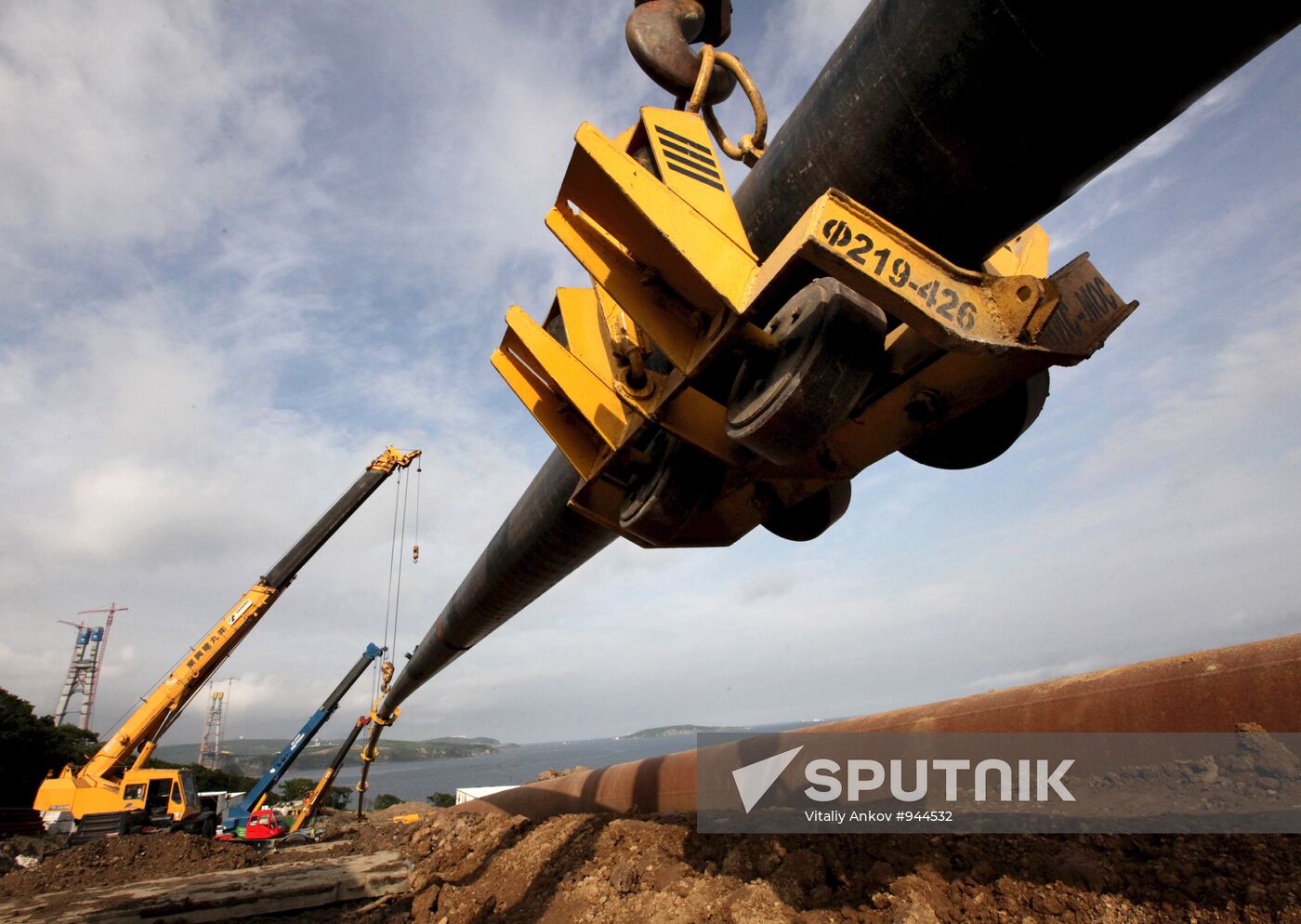 Gas pipeline from gas distribution station to Russky Island