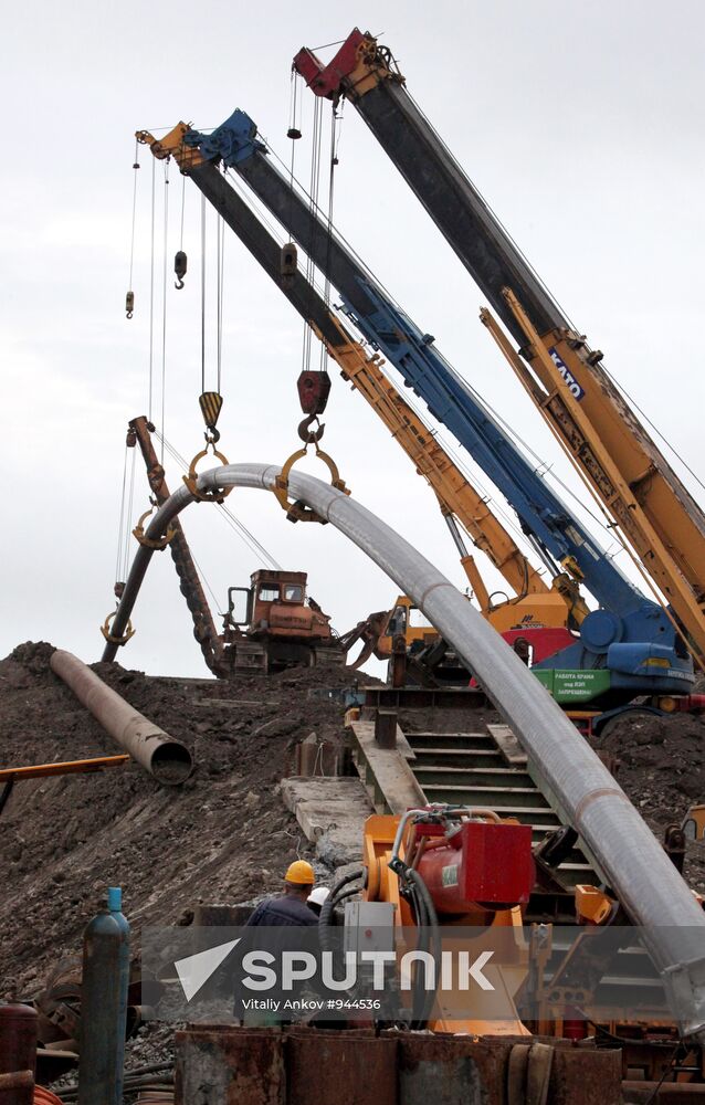 Gas pipeline from gas distribution station to Russky Island