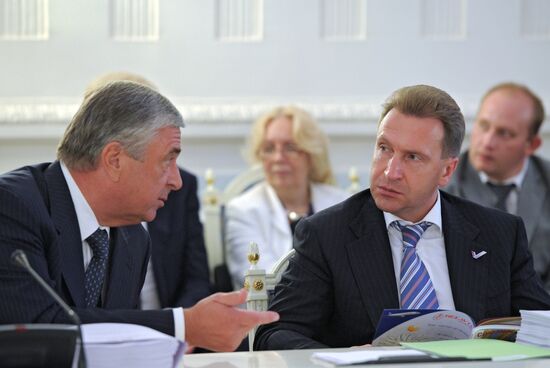 Pavel Borodin and Igor Shuvalov