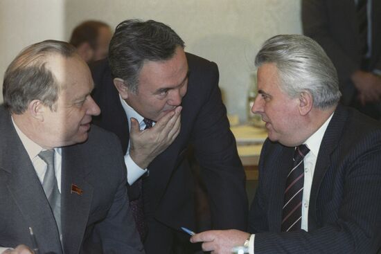 Nursultan Nazarbayev and Leonid Kravchuk