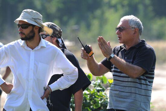 Karen Shakhnazarov during shooting of film "The White Tiger"