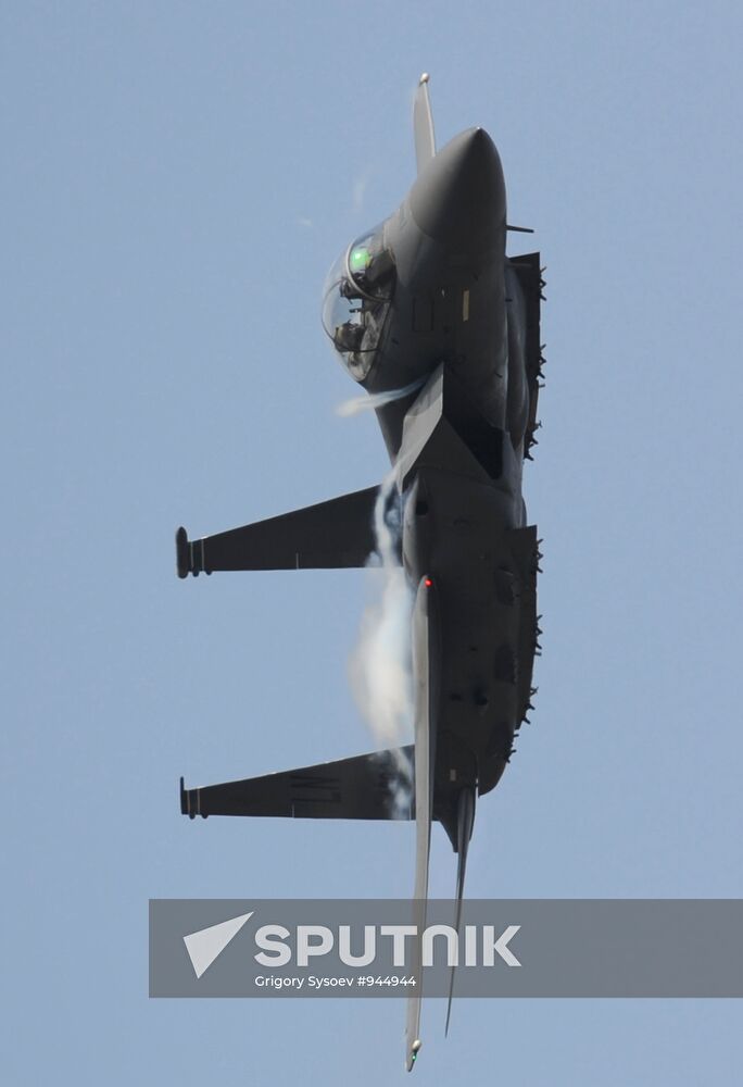 MAKS-2011 international air show