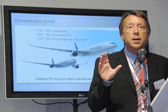 Airbus senior managers hold news conference