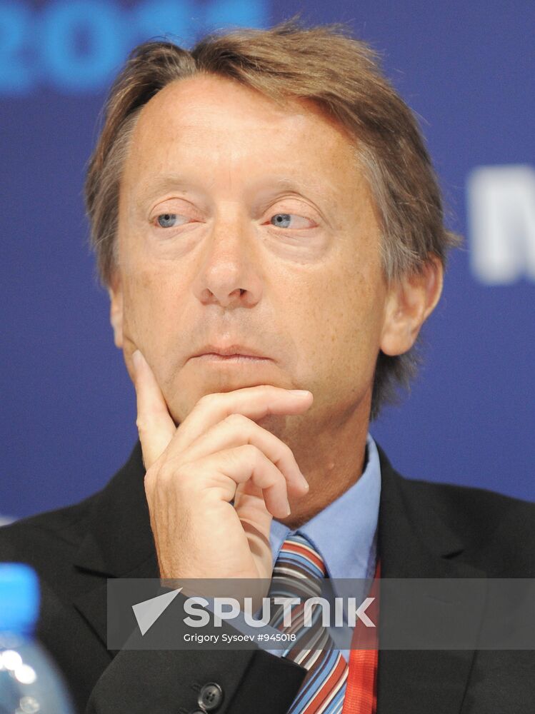 Airbus senior managers hold news conference