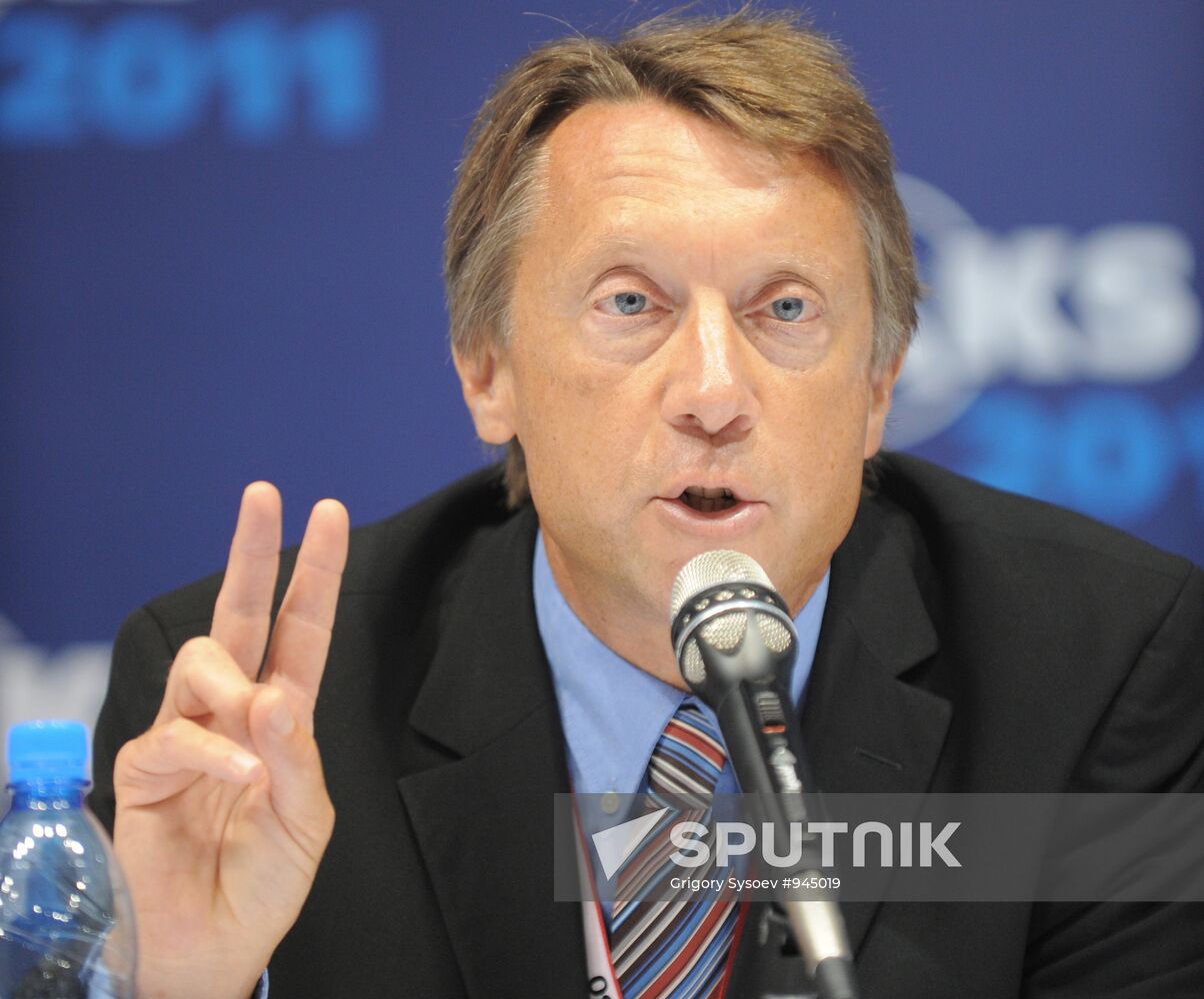 Airbus senior managers hold news conference