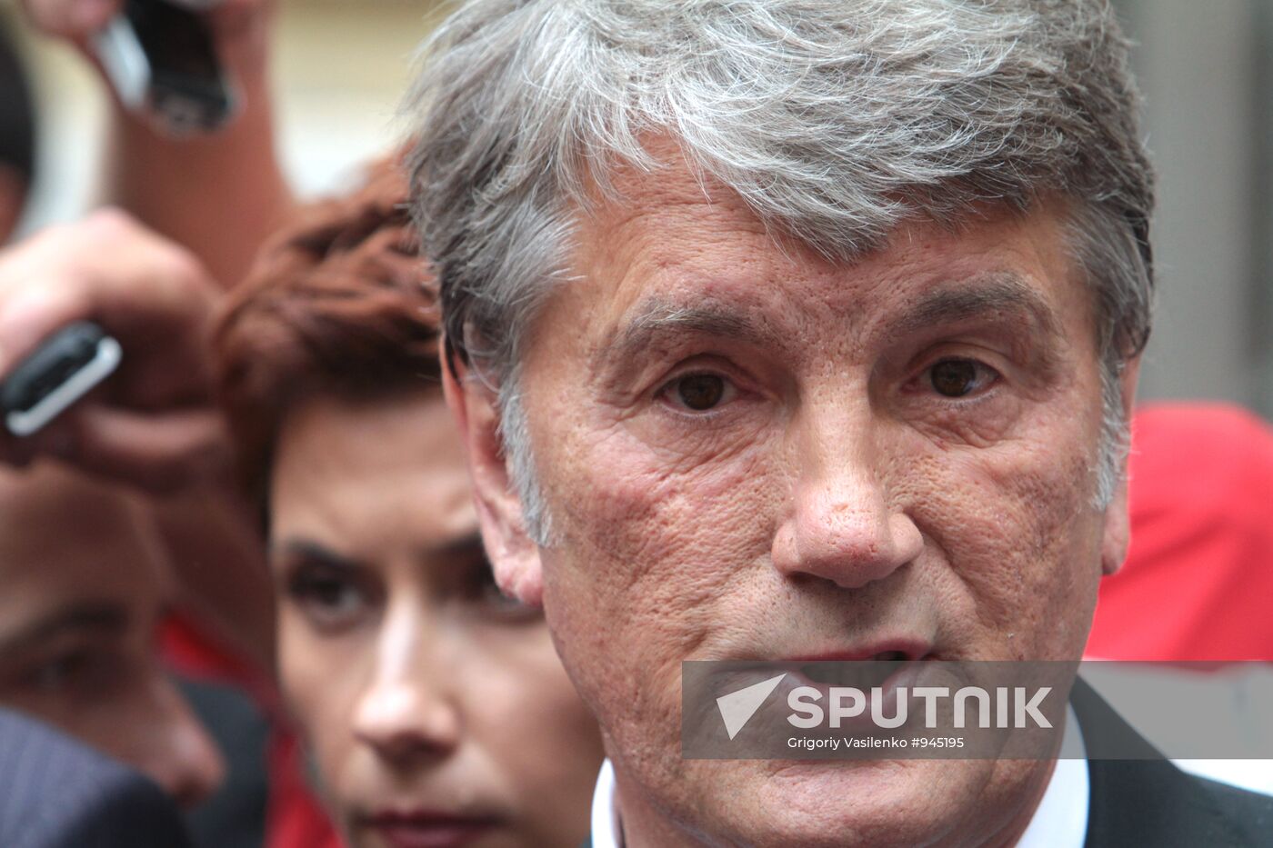 Viktor Yushchenko provides testimony in Tymoshenko's trial
