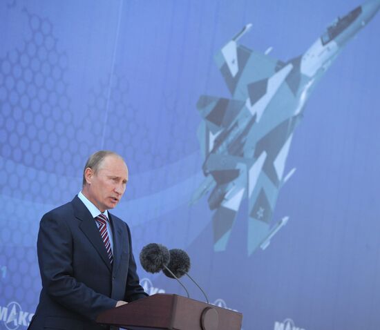 Vladimir Putin visits International Aviation and Space Show