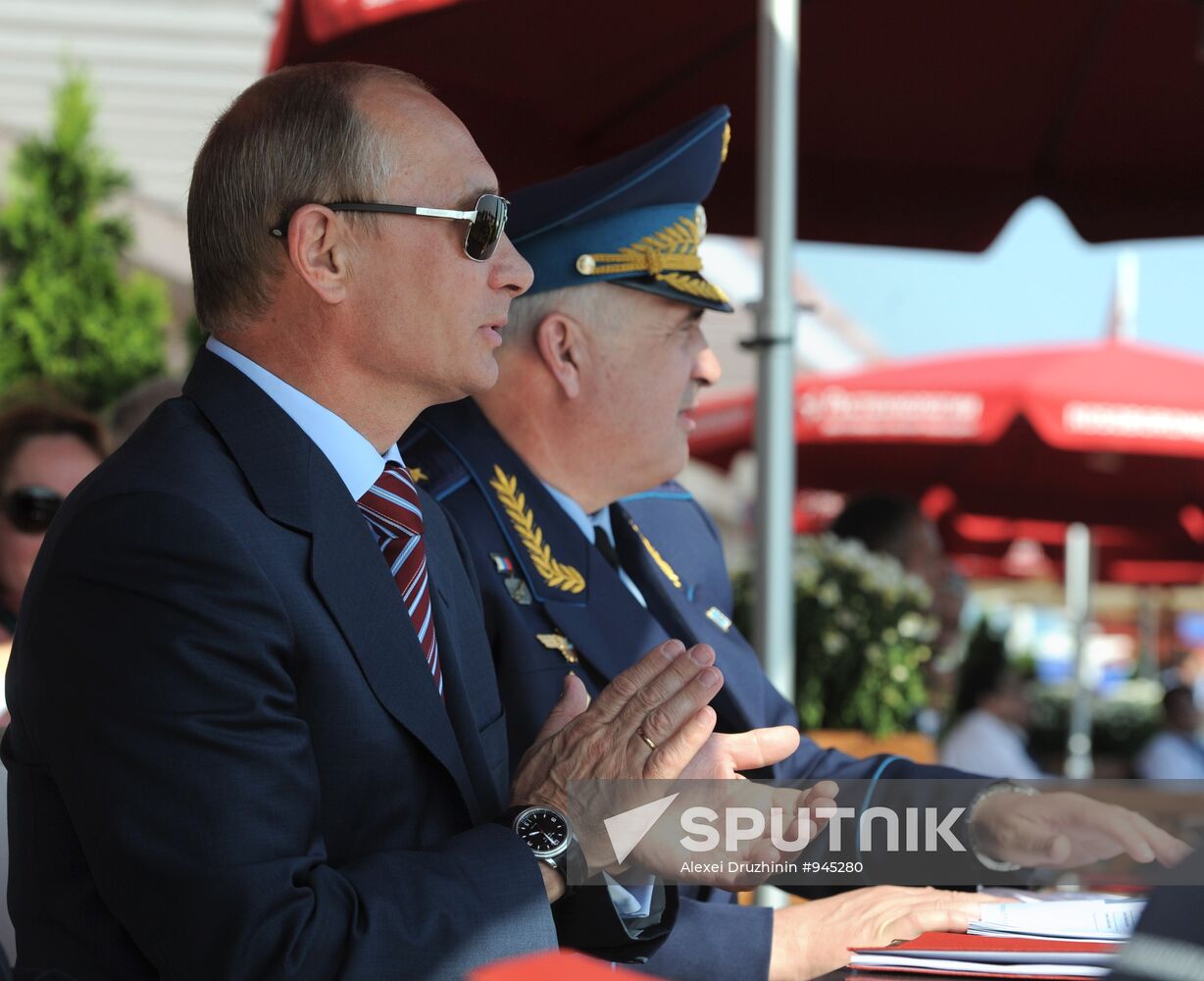 Vladimir Putin visits International Aviation and Space Show