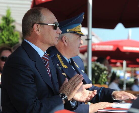 Vladimir Putin visits International Aviation and Space Show