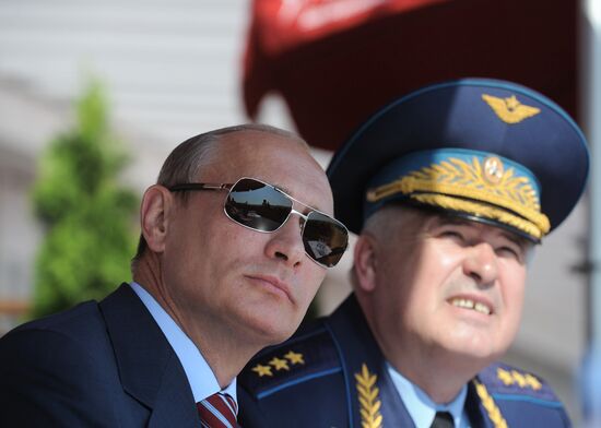 Vladimir Putin visits International Aviation and Space Show
