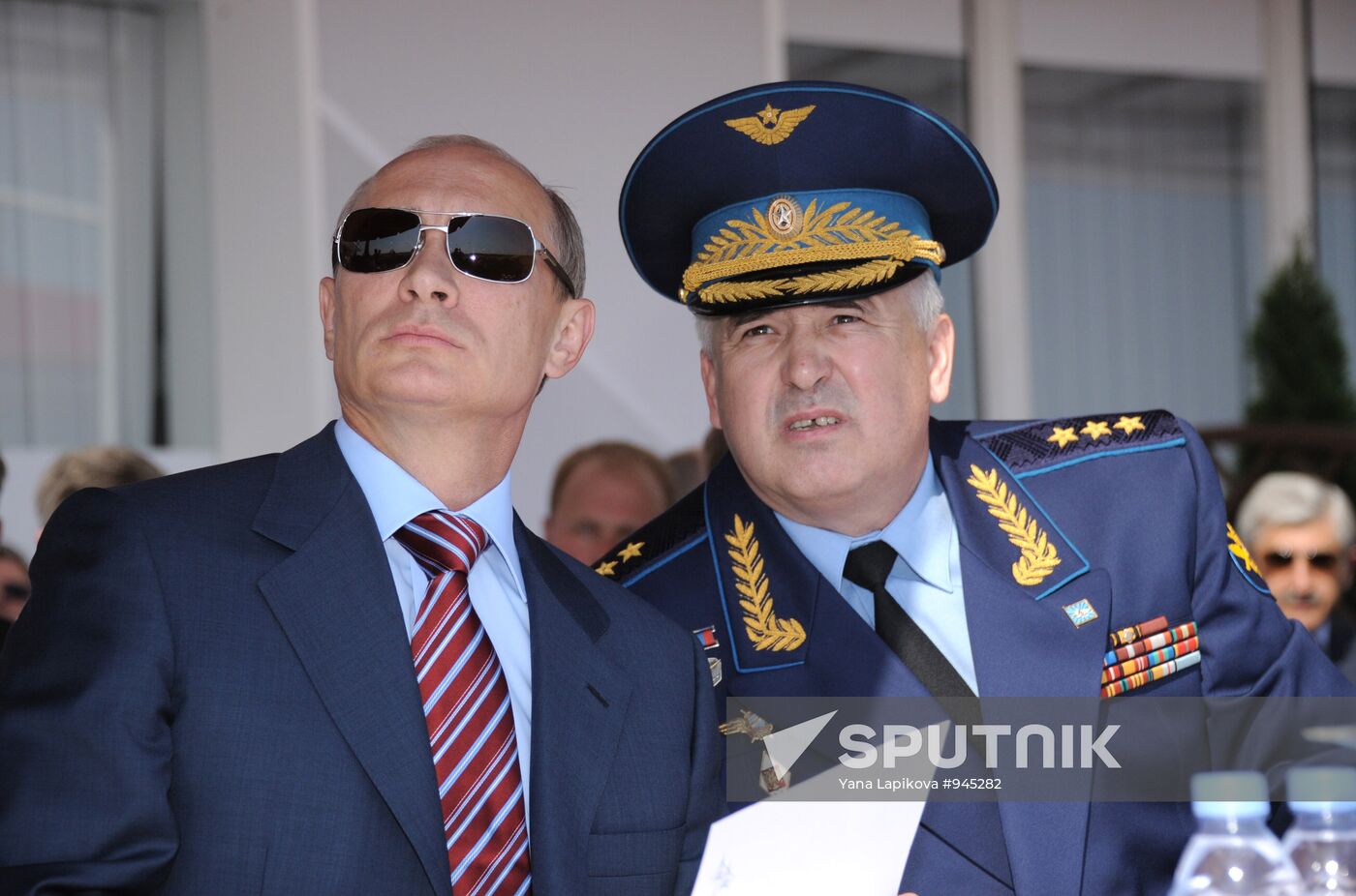 Vladimir Putin visits International Aviation and Space Show