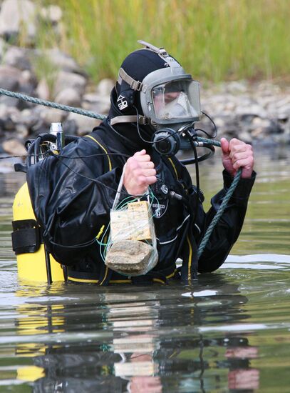 Explosive expert divers hold training drills at Lake Baikal