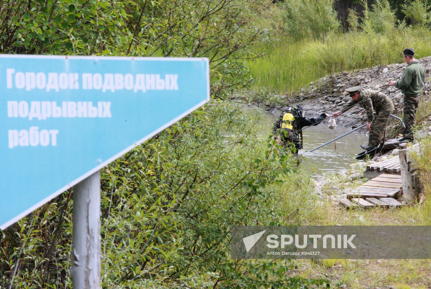 Explosive expert divers hold training drills at Lake Baikal