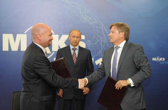 Vladimir Putin visit Air Show in Zhukovsky