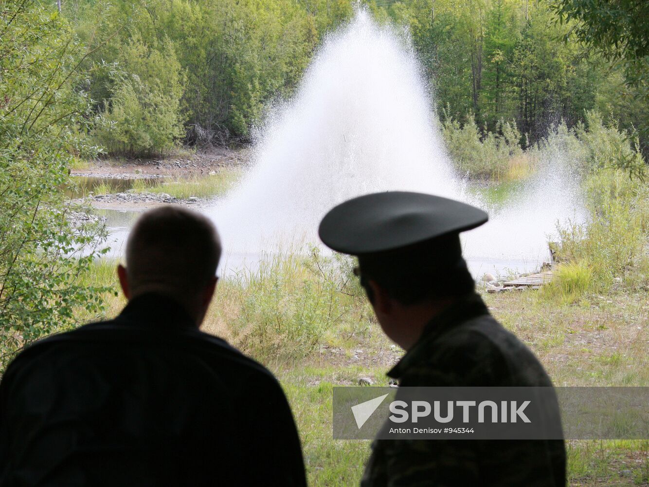 Explosive expert divers hold training drills at Lake Baikal
