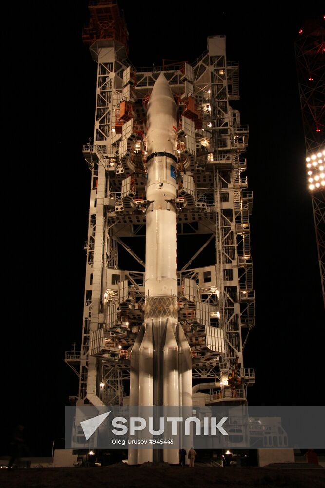 Proton-M missile with Russian Express AM-4 sattelite launched