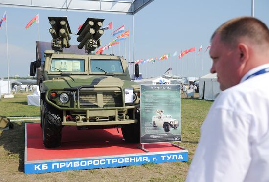 Tenth International Air Show "MAKS-2011". Day 2