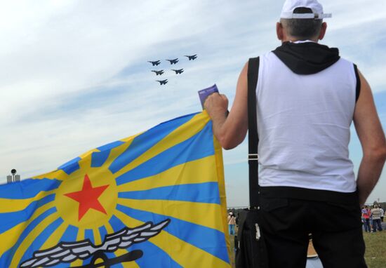 MAKS-2011 International Aviation and Space Show. Day four