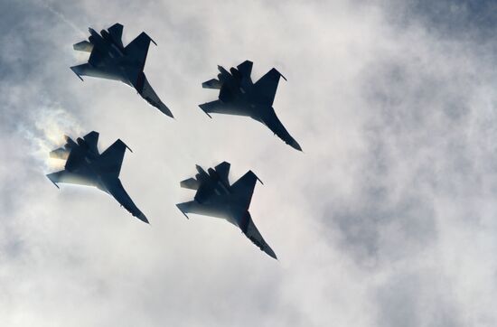 MAKS-2011 International Aviation and Space Show. Day four