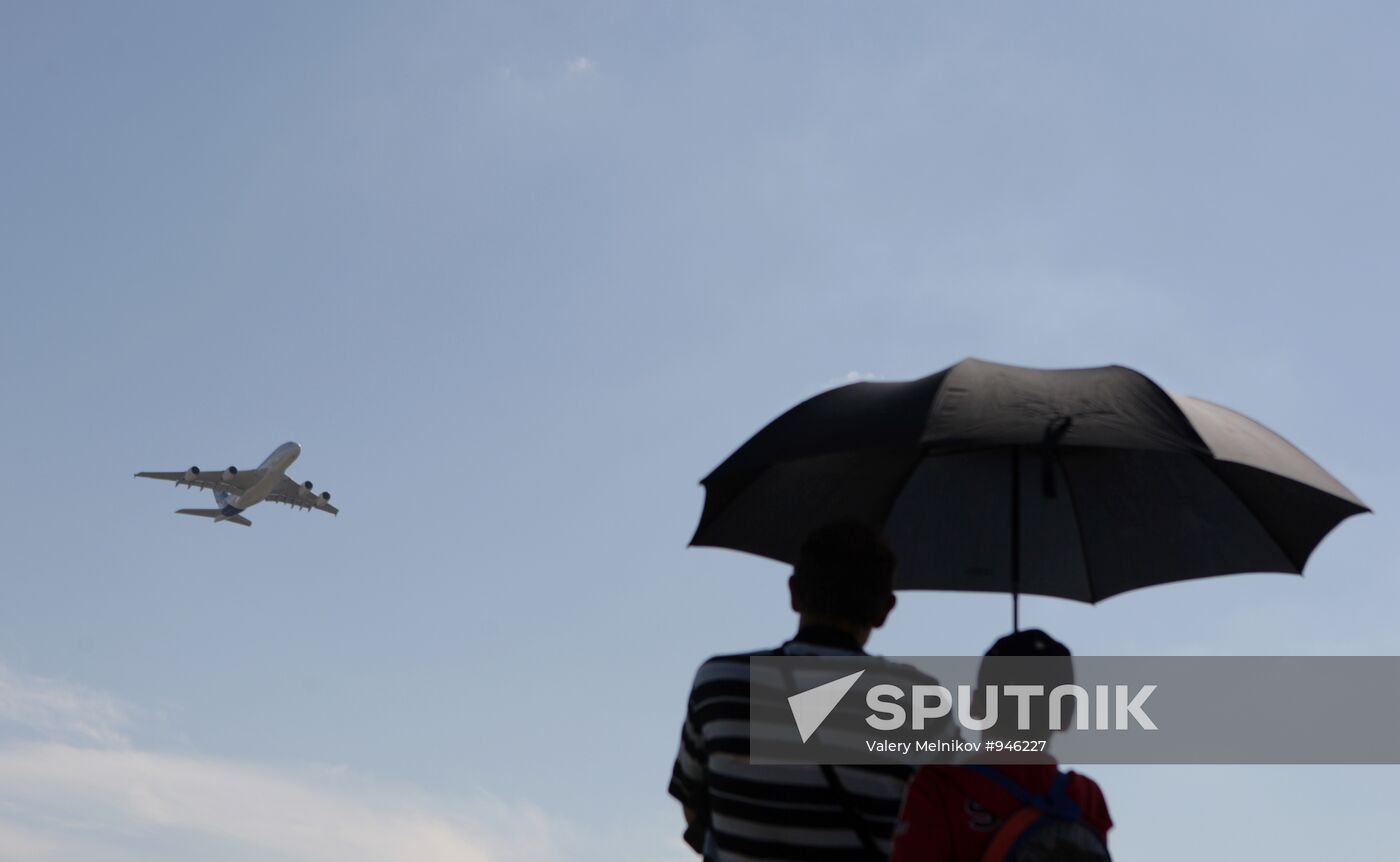 MAKS-2011 International Aviation and Space Show. Day four