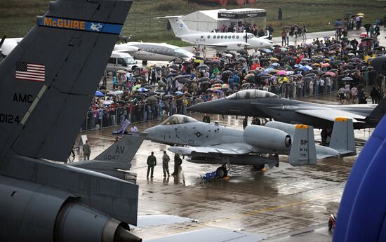 MAKS-2011 10th International Aviation and Space Show. Day 5