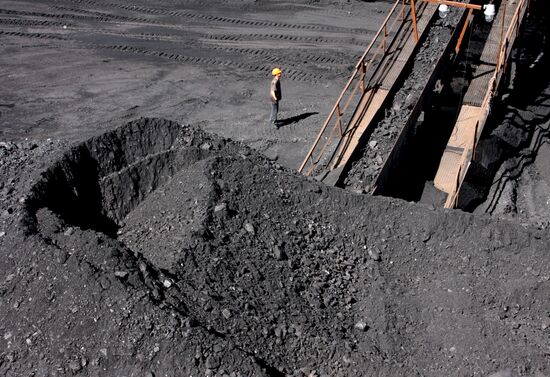 Shift of miners working in Primorye Region