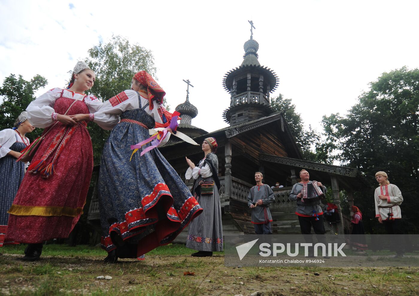 Novgorod Region celebrates Savior regional festival