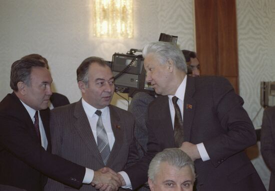 Nursultan Nazarbayev and Boris Yeltsin