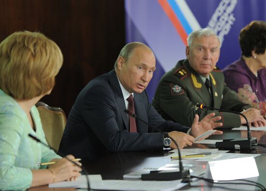 Vladimir Putin chairs All-Russian People's Front council meeting