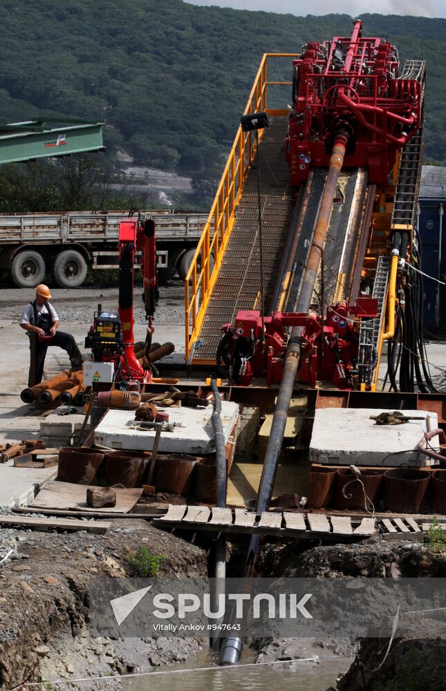 Construction of Sakhalin-Khabarovsk-Vladivostok pipeline